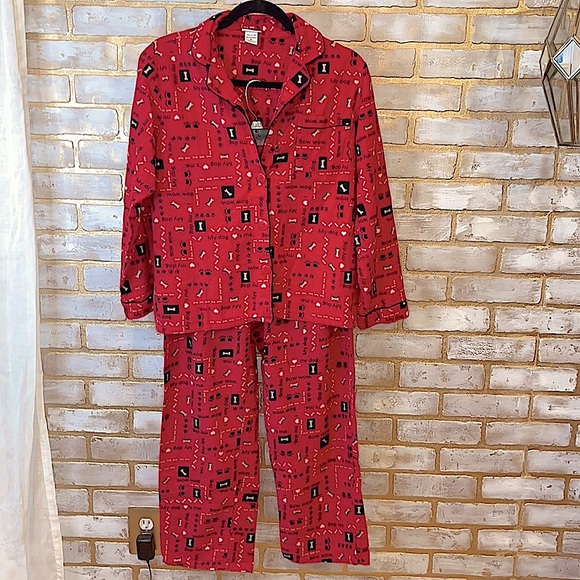 Taylor Marcs Red Graphic Print Dog Lover Flannel Pajama Set, Women’s Size Small. - Picture 2 of 6